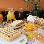 Appart'city Confort Centre Aparthotel 3*
