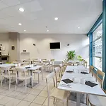 Appart'city Confort Centre Aparthotel 3*