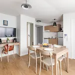 Appart'city Confort Centre Aparthotel 3*