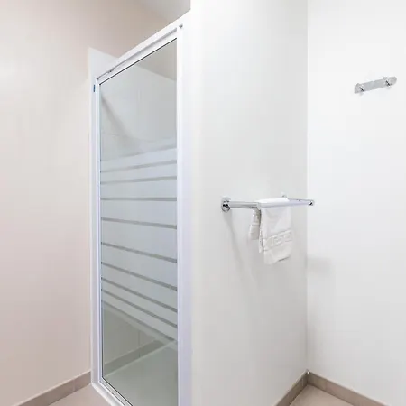 Ξενοδοχείο με διαμερίσματα Appart'city Confort Centre 3*