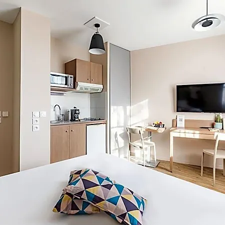 Appart'city Confort Centre 3*