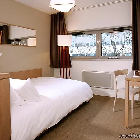 Appart'city Confort Centre 3* Ньор