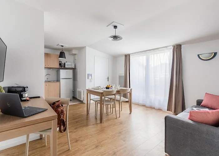 Appart'city Confort Centre 3* Niort