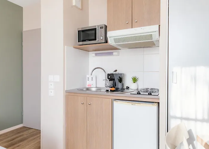 Appart'city Confort Centre 3* Niort