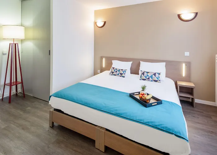 Appart'city Confort Centre Apartahotel 3*