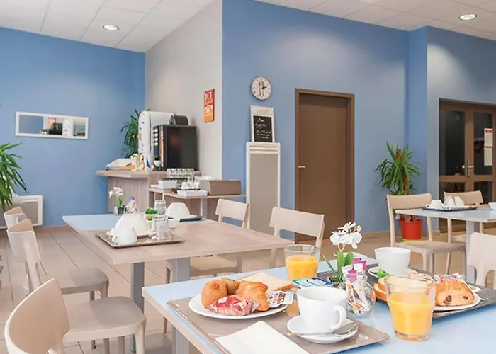 Appart'city Confort Centre Apartahotel 3*